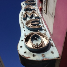 En Broadway, la calle de los antiguos cines de Los Ángeles
